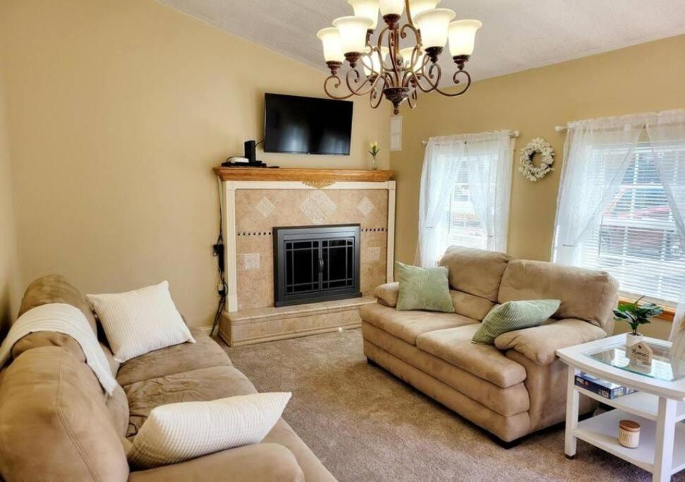 The Family Getaway Vila Tobyhanna Exterior foto